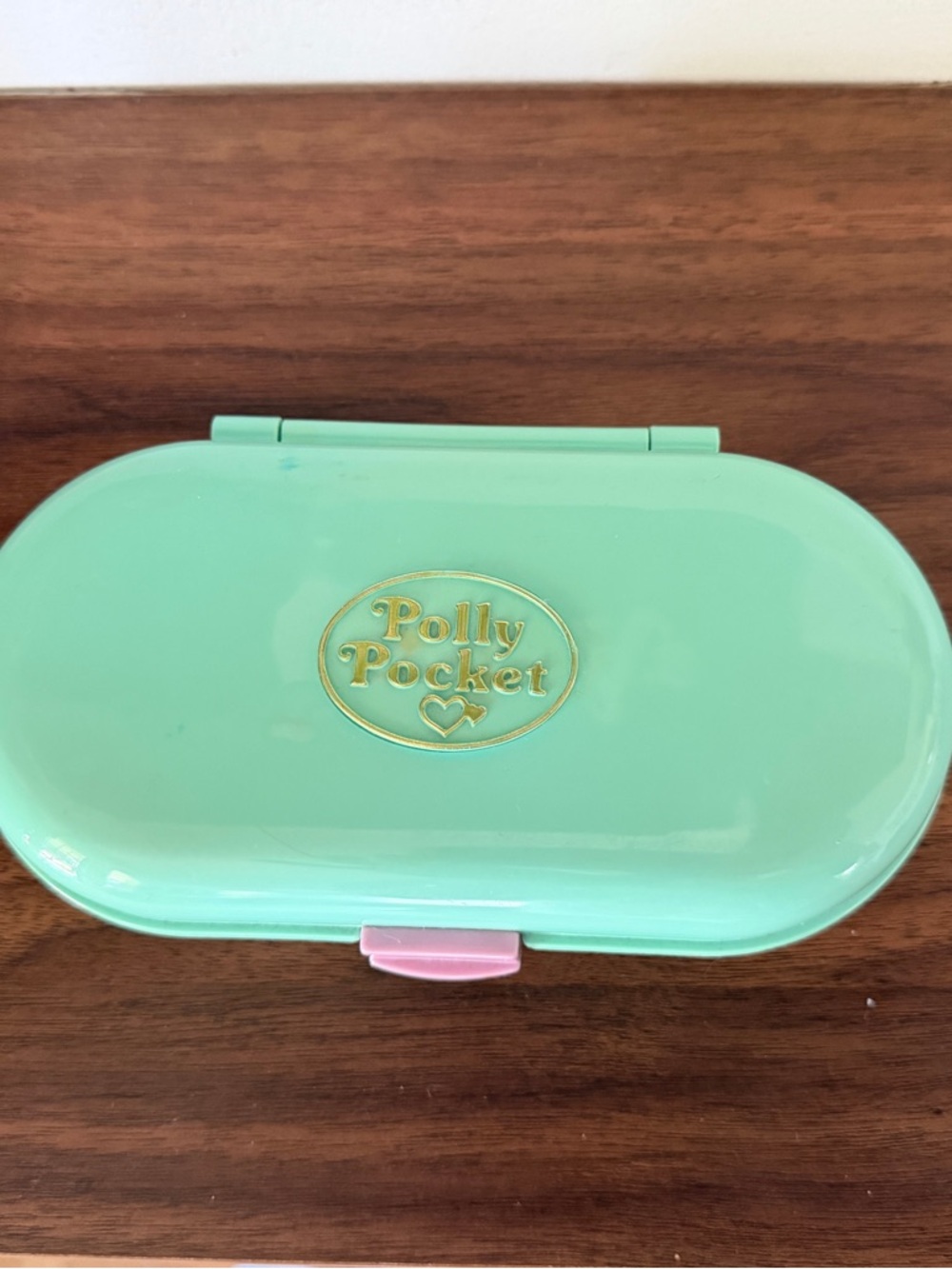 Vintage Polly Pocket stamp compact